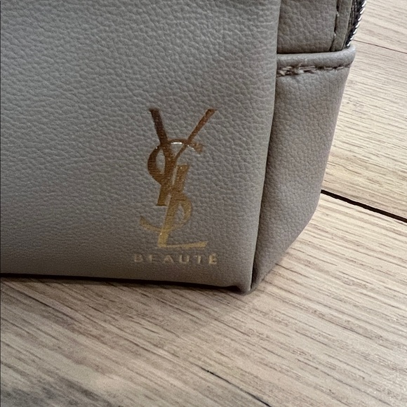 NEW YSL pouch - Picture 7 of 7